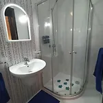 Modern 2-bed *