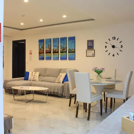 Lejlighed Modern 2-bed *