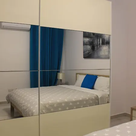 Modern 2-bed Apartment