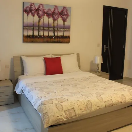 Lejlighed Modern 2-bed *