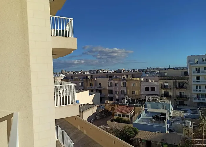 Modern 2-bed * Sliema