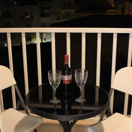 Modern 2-bed 아파트 슬리에마