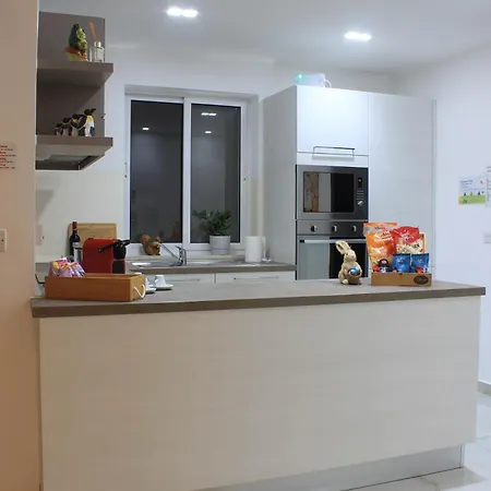 Modern 2-bed 아파트 슬리에마